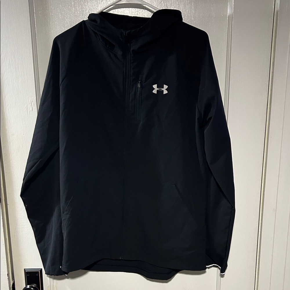 Under Armour Men’s or Women’s HeatGear Fitted Black Hooded Performance Jacket